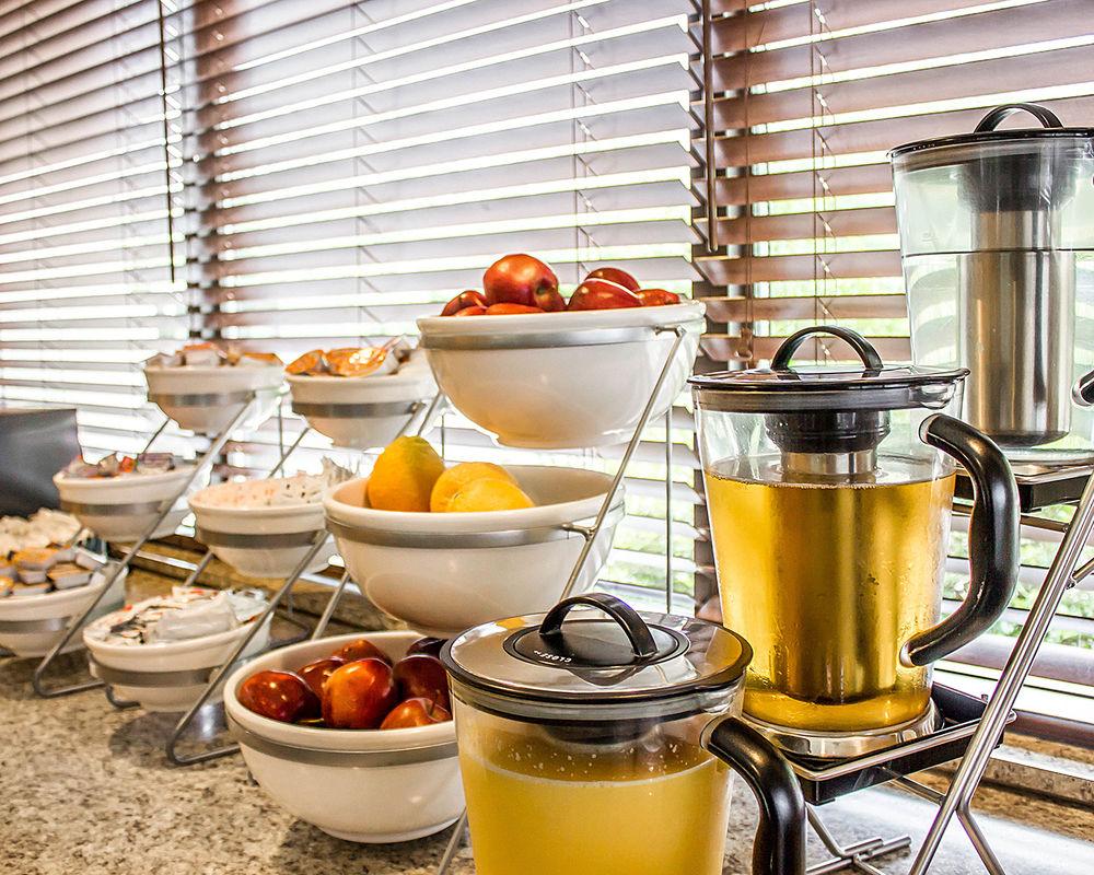 Holiday Inn - Cheshire - Southington By Ihg Esterno foto