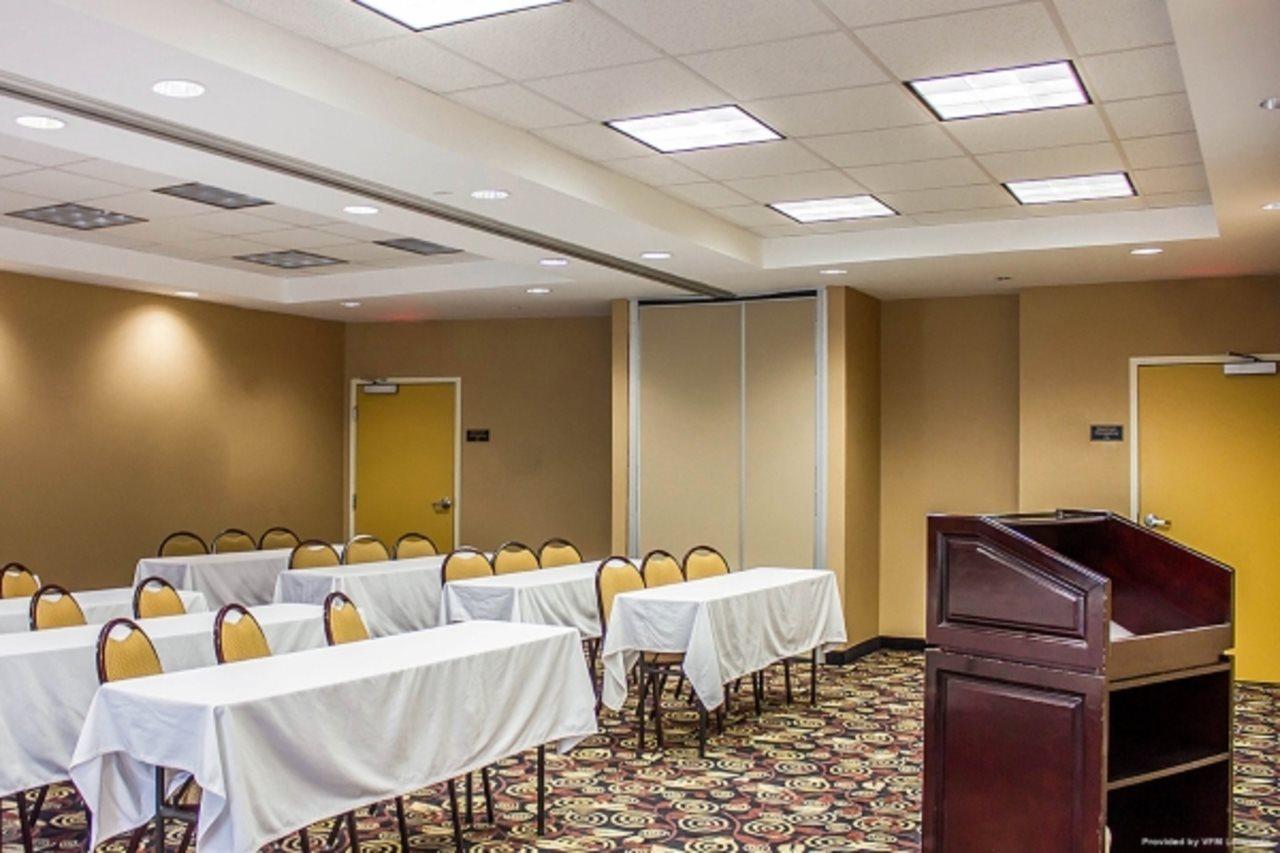 Holiday Inn - Cheshire - Southington By Ihg Esterno foto