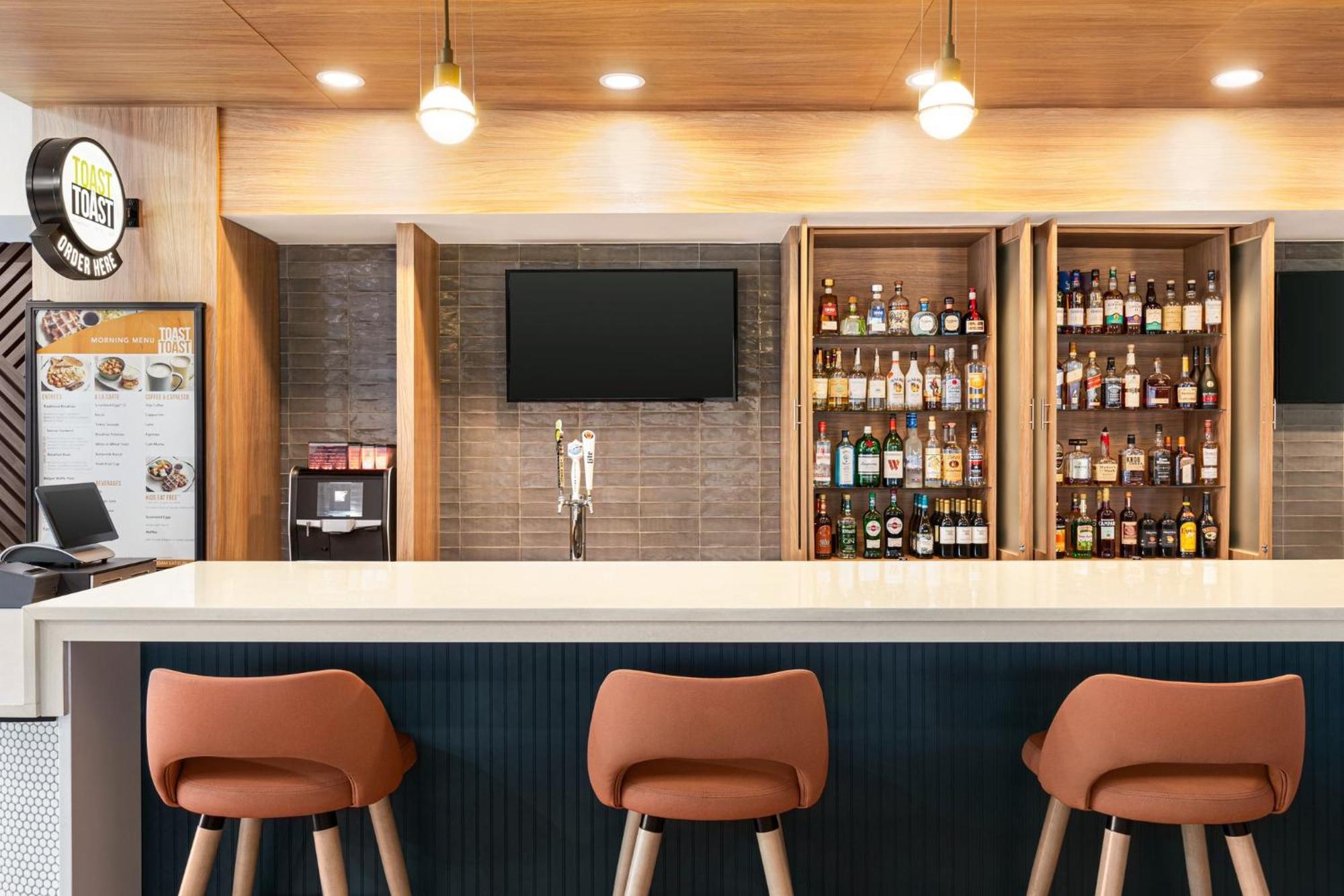 Holiday Inn - Cheshire - Southington By Ihg Esterno foto